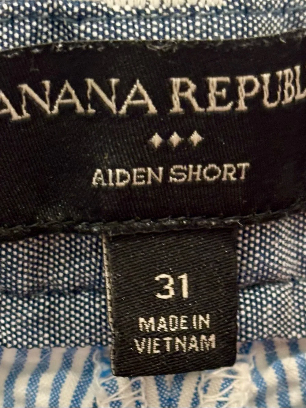 Banana Republic lightweight seersucker